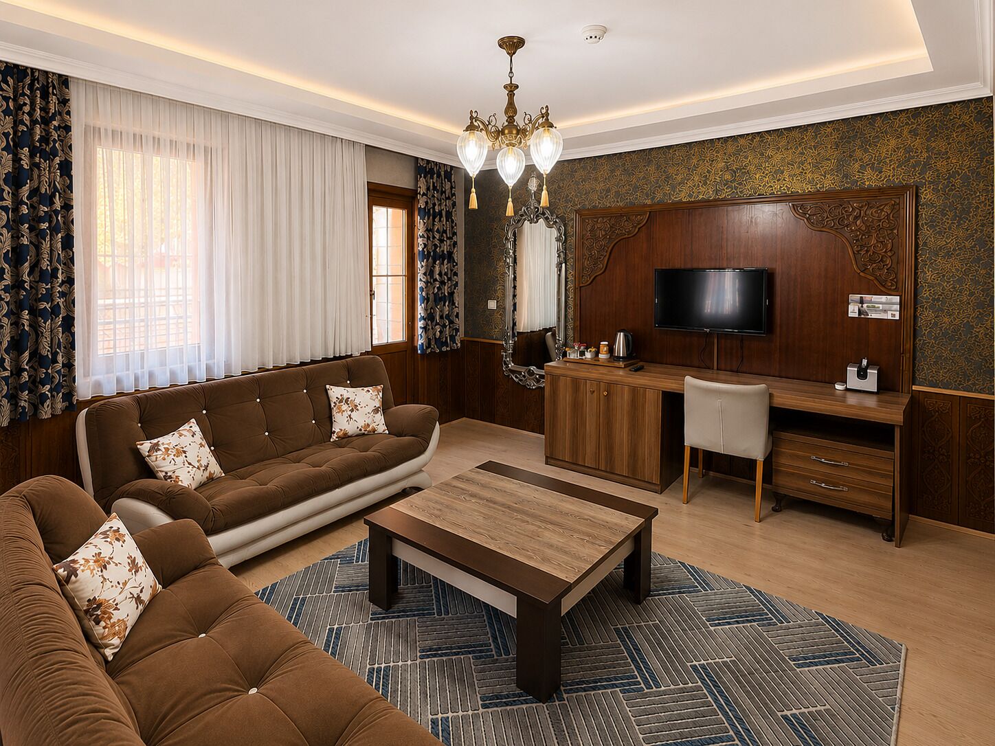 Family Suite, Mountain View | Desk, WiFi (free), individually decorated, individually furnished