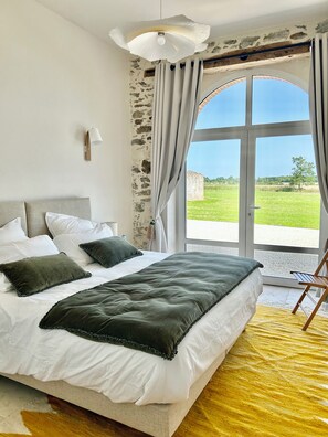 Iron/ironing board, travel cot, free WiFi, bed sheets - Vrbo Property (Mauges-sur-Loire)