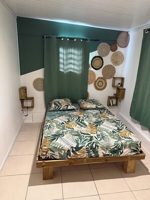 WiFi, bed sheets - La Kay Yvette beach house (Saint-Pierre)