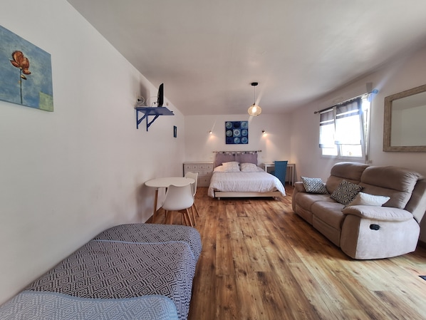 5 Schlafzimmer, Internetzugang, Bettwäsche
