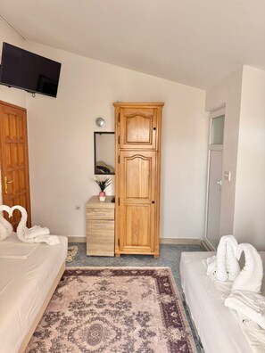 Unclassified image, 2 of 9, button - Modern apartment in city center with free parking (Ulcinj)