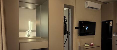Apartment, 1 Bedroom, Accessible, Smoking