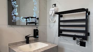 Apartment, 1 Bedroom, Accessible, Smoking | Bilik Mandi