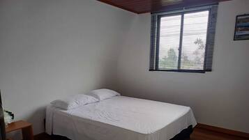 4 Schlafzimmer, WLAN, Bettwäsche