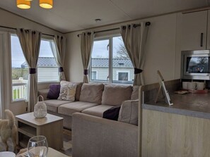 Smart TV - Modern Caravan 63 The Lea | Luxury Cornwall Holiday at Trevella Holiday Park (Crantock)
