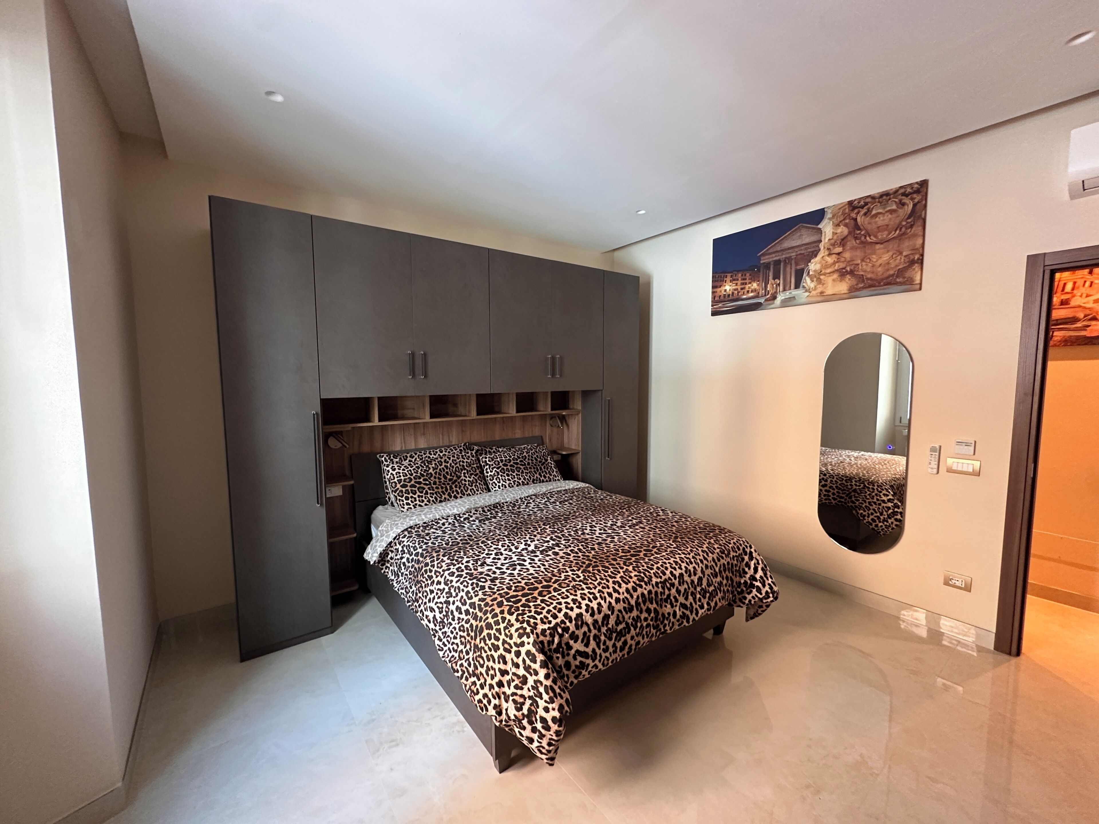 1 slaapkamer, een bureau, een strijkplank/strijkijzer, gratis wifi