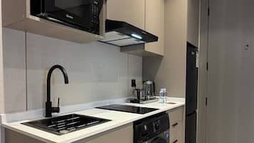Apartment, 1 Bedroom, Accessible, Smoking | Interior
