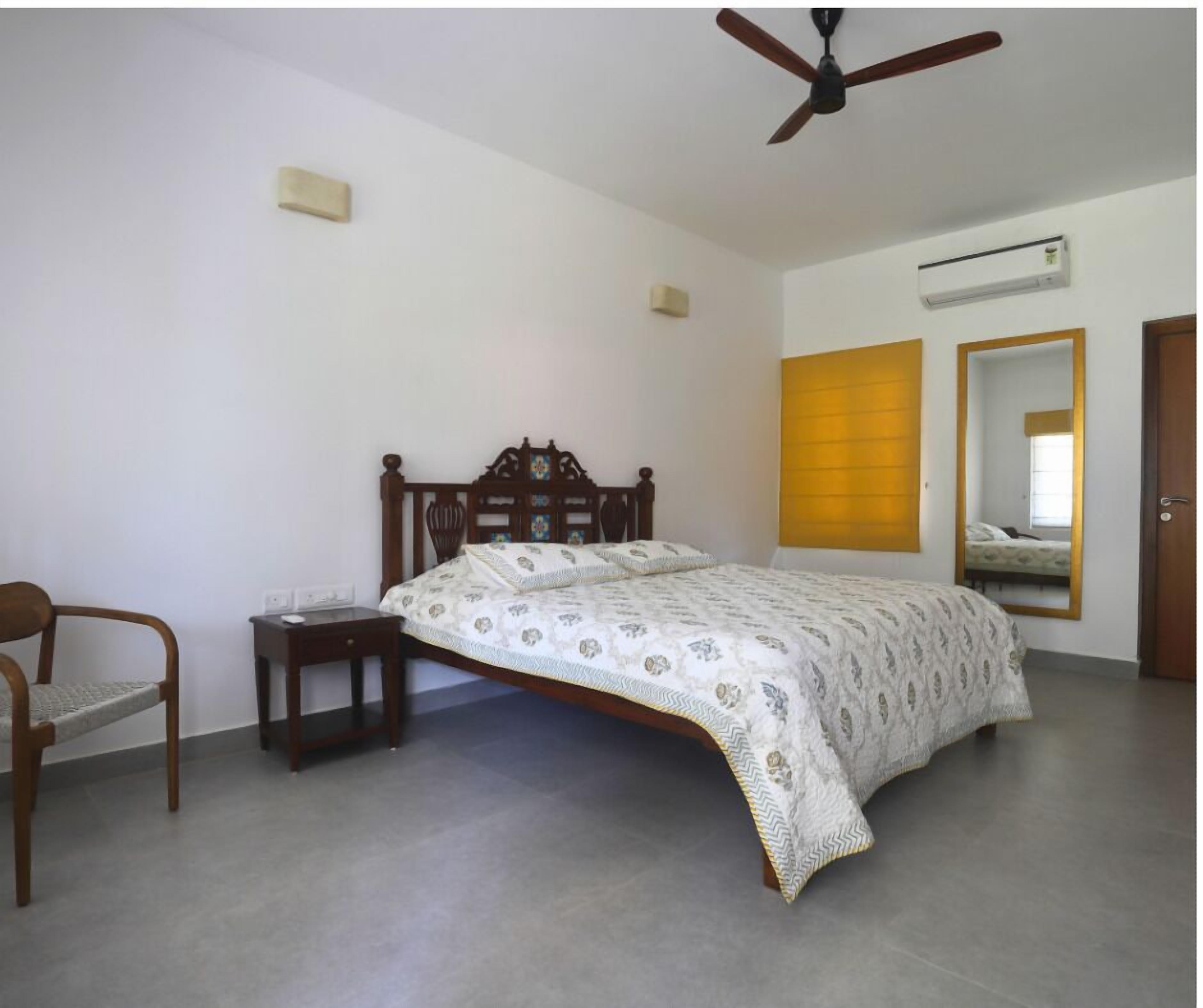 Courtyard Rooms
