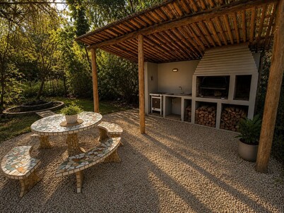 Rustic Cabin in Dique Luján with Grill and Fireplace