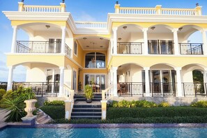 Casa, 4 habitaciones, fumadores, bañera de hidromasaje | Exterior