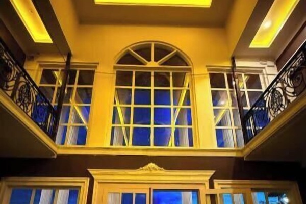Luxury Double Room, Balcony, Pool View | Interior