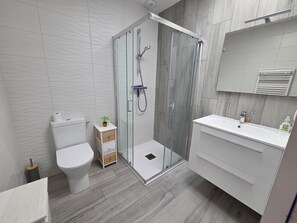 Bathroom - House near beach, pets welcome - 8 guests (La Tranche-sur-Mer)