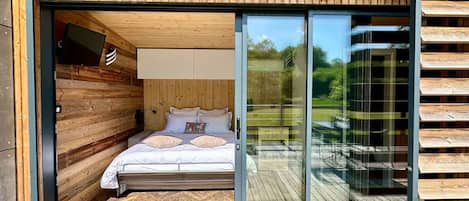 Wifi gratis y ropa de cama