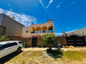 Exterior - Aminah Signature Rentals - Bintou 3 Bedroom Brusubi (Brusubi)