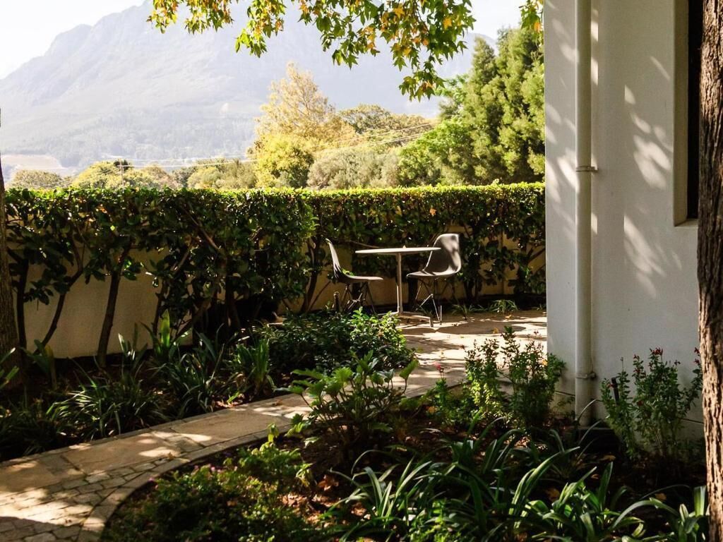 Casa de campo Confort, patio, vista al jardín | Restaurante al aire libre