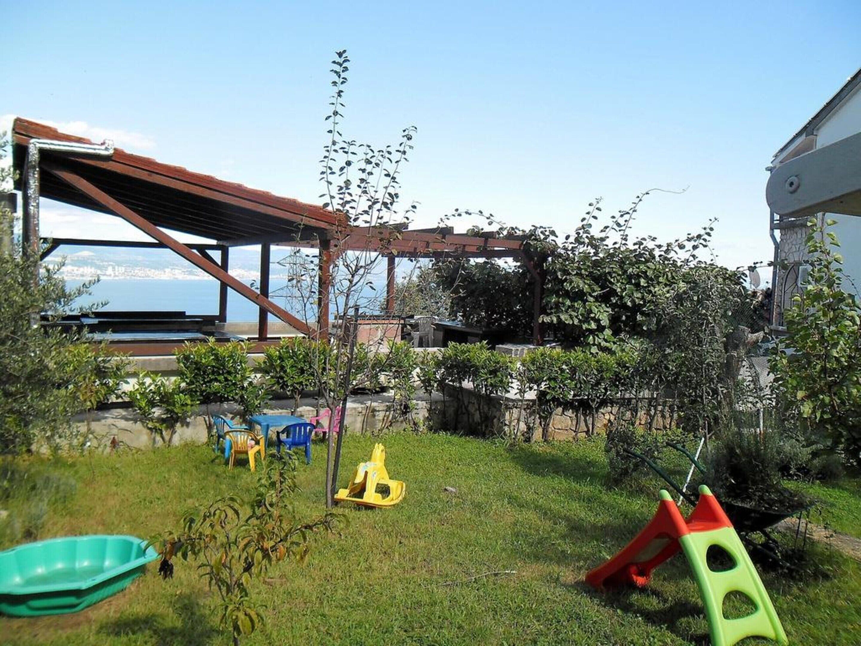 Apartment | Garden
