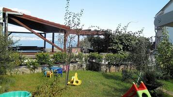 Apartment | Garden