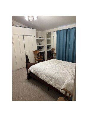 Room - Cancer patients that need peace, quiet, support & proximity to treatment plans. (Cave Creek)