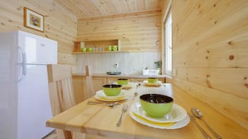 House | Private kitchen | Coffee/tea maker, high chair
