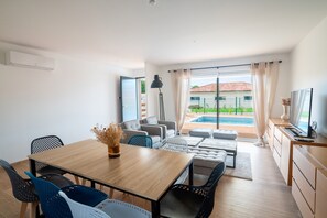 Dining - CabGolf House - Premium golf house near the beach in Tosse, Landes (Tosse)