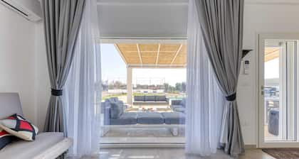 Villa Cento Ulivi By Vivimy