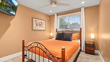 Iron/ironing board, travel cot, WiFi, bed sheets