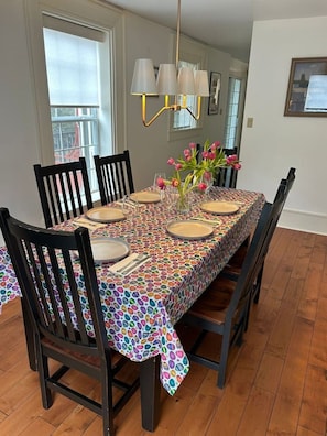 Dining - Close to Downtown Picton (Picton)