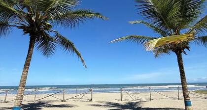 Apartamento con vista al mar y salida a la playa