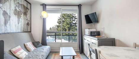 Apartment | Living room
