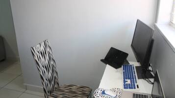 Apartment, Multiple Bedrooms, Accessible, Balcony | Interior