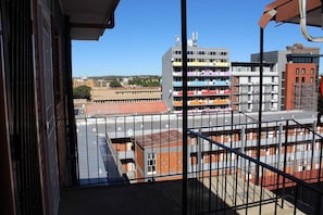 Apartamento, accesible para personas con discapacidad, balcón | Balcón