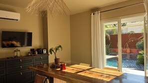 Dining - Vrbo Property (Montpellier)
