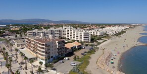 Beach - BRIGHT STUDIO WITH TERRACE FACING THE SEA AND MARINA (Le Barcarès)