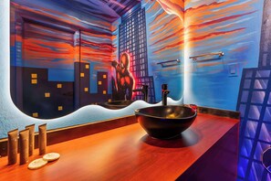 Bathroom - Spiderman Dream Studio (Kissimmee)