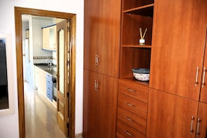 Fridge, microwave, oven, coffee/tea maker - Dos Bahias Playavacaciones (Peñiscola)