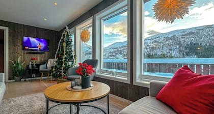 Cabin surrounded by Norwegian nature in Nordfjord