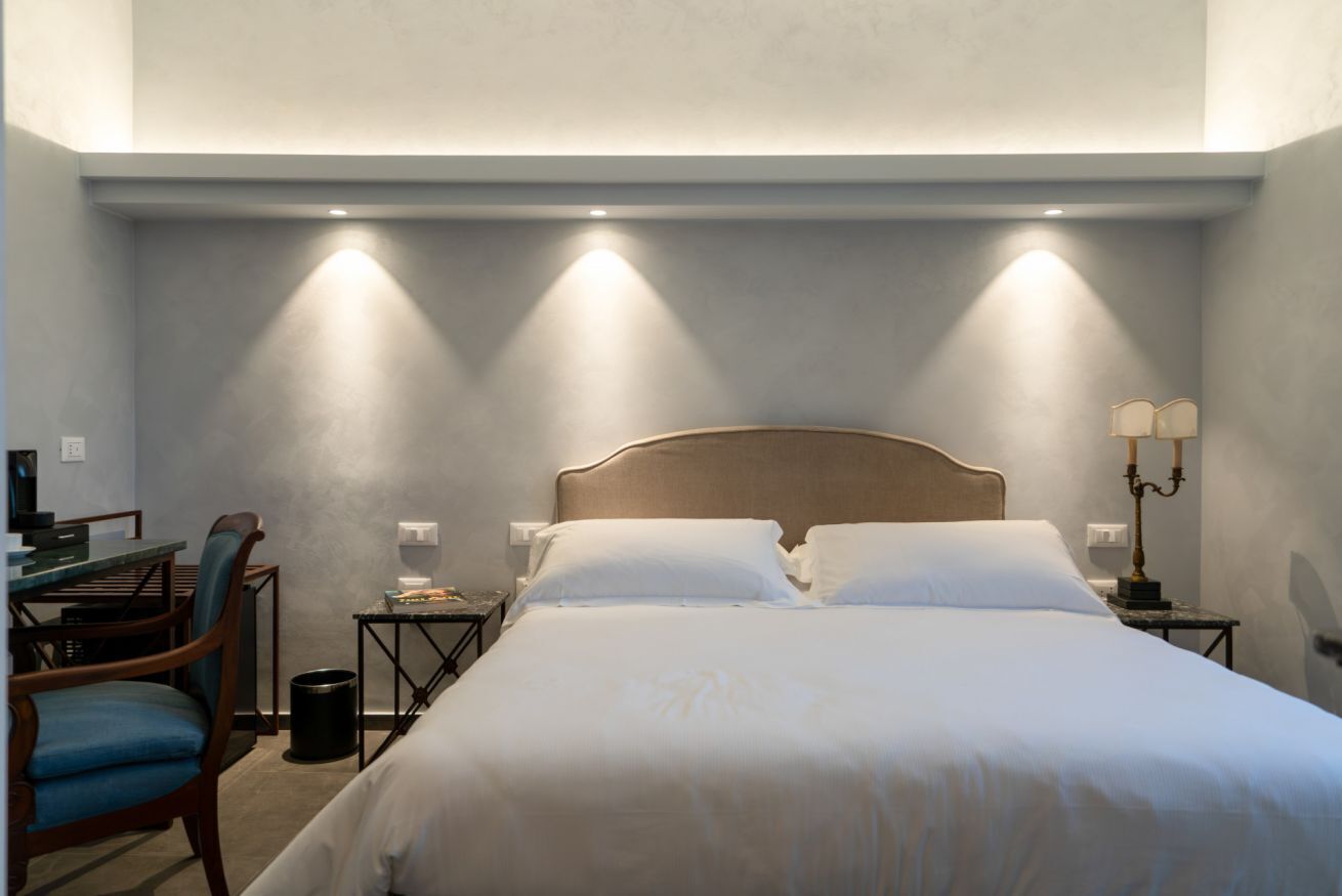 1 Schlafzimmer, Schreibtisch, Bügeleisen/Bügelbrett, Reisekinderbett