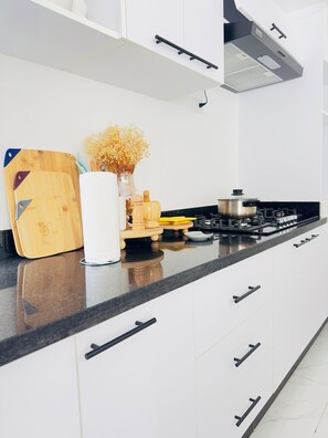 Coffee/tea maker, fridge, microwave, toaster - Villa for 7 people with private Picuzzi in Punta Cana. Close to everything! (Punta Cana)