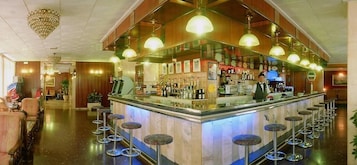 Bar (en el alojamiento)