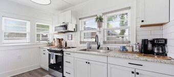 Cozy Beaufort Cottage Near Downtown, Radio Island + Atlantic Beach