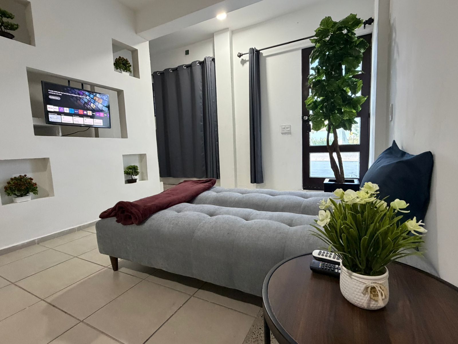 Apartamento estándar, vistas a la colina | Interior