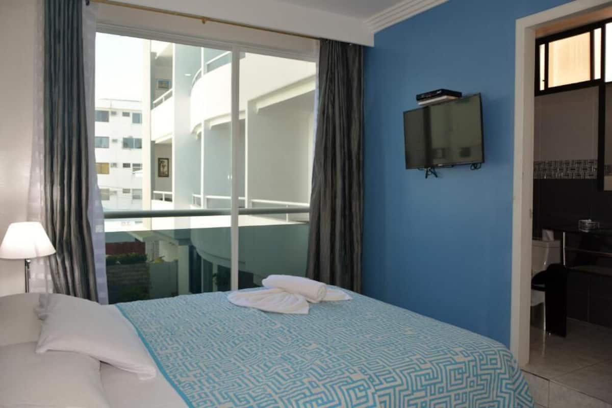 Comfort Double Room | Desk, iron/ironing board, free WiFi, wheelchair access