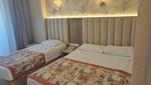 واي فاي مجانًا وملاءات أسرّة
