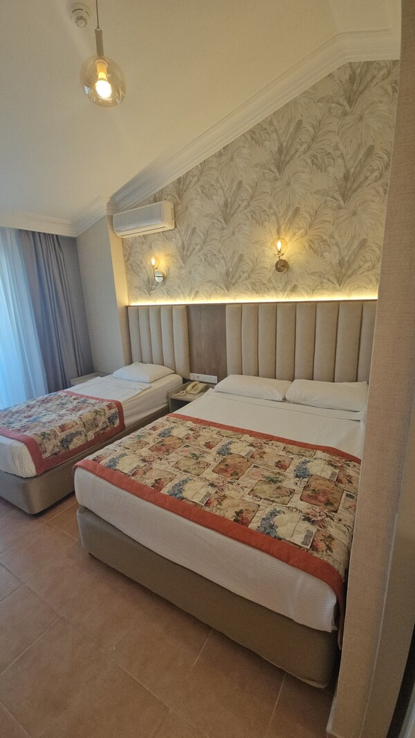 Gazi̇pasa Star Otel - Side