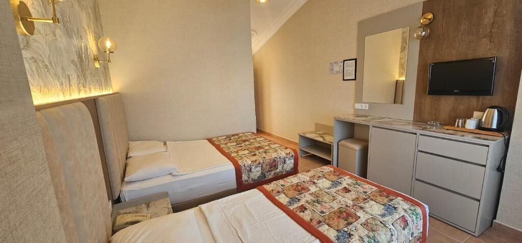 Triple Room, Balcony, Pool View