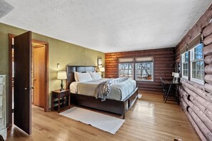 4 habitaciones, escritorio, tabla de planchar con plancha y wifi gratis 