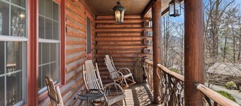Welcome to your peaceful 4 Br cabin, minutes from the historic Lake Junaluska.
