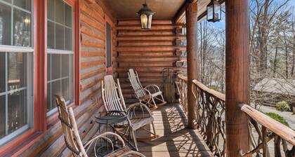 Welcome to your peaceful 4 Br cabin, minutes from the historic Lake Junaluska.