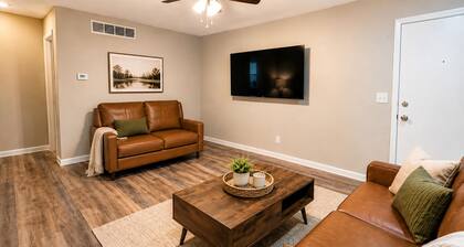 2-bedroom cozy, comfort, clean and compact townhome in Bloomington, Illinois