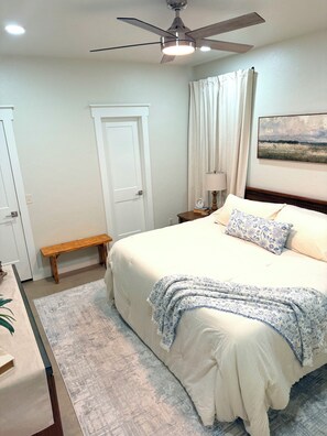 3 chambres, fer et planche à repasser, Wi-Fi gratuit, draps fournis